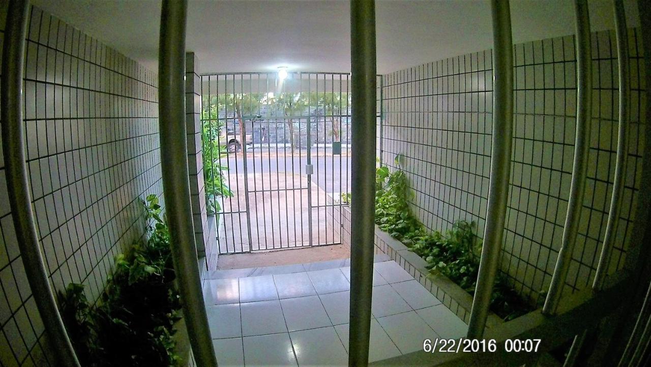 Apartamento Inteiro A 100 Metros Da Praia Fortaleza  Exterior photo